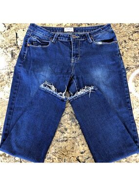 Size 9 X 25 GOGO JEANS USA Women’s Ankle Frayed Hems Dark Blue